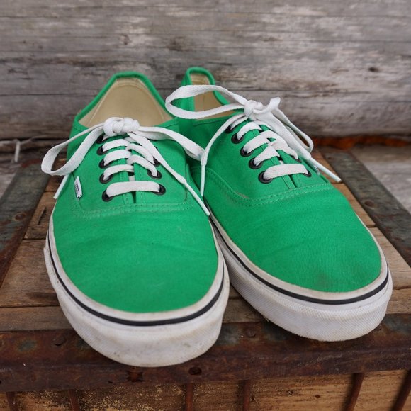Vans Other - Vans Bright Green TB4R Off the Wall Low Top Laceup